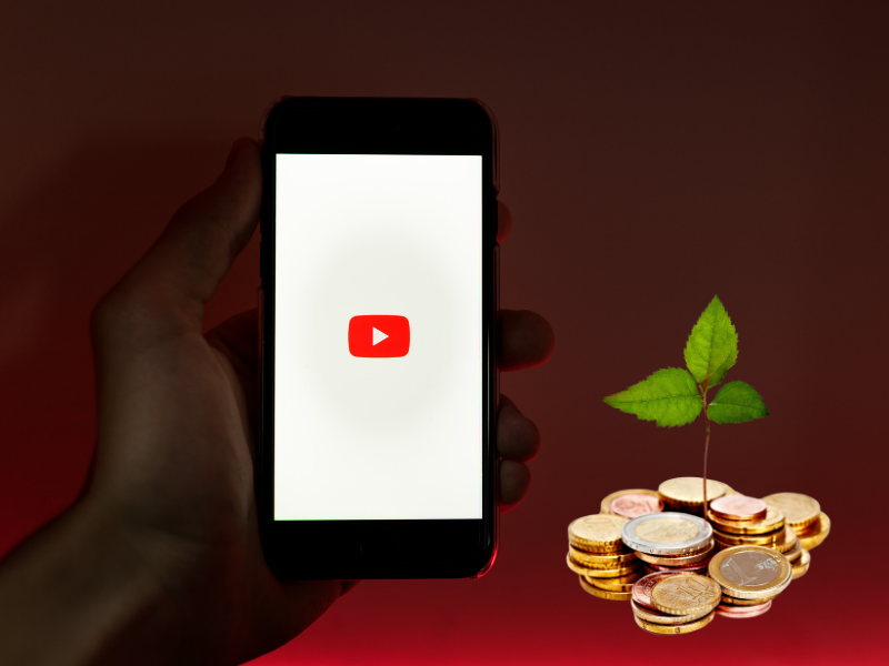 Làm Youtuber có thể kiếm được bao nhiêu tiền mỗi tháng